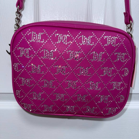 NWT Juicy Couture Crystal Crush Camera Crossbody Bag in Raspberry Tart (Pink) - Picture 1 of 7